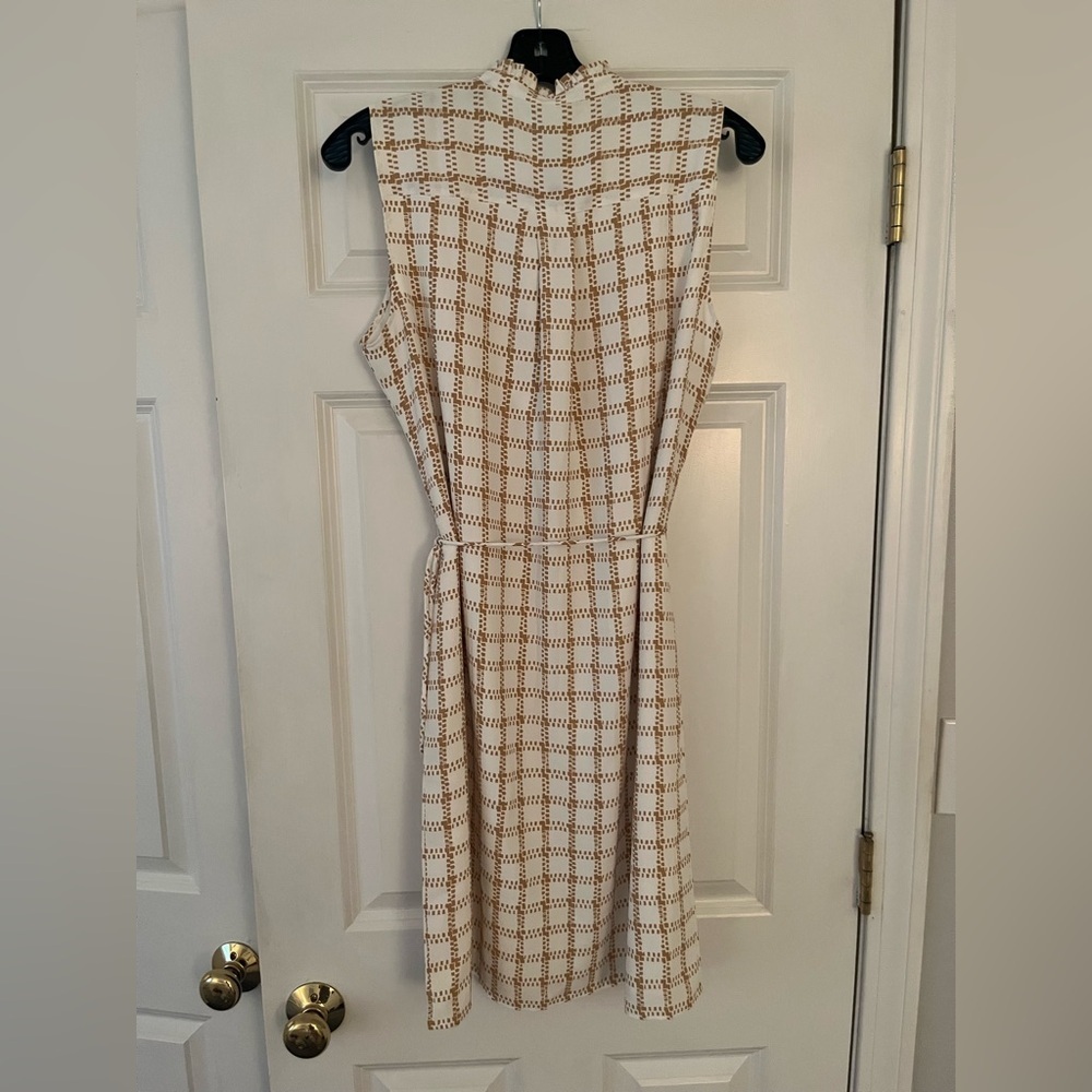 Ann Taylor Belted Dress - Picture 2 of 9